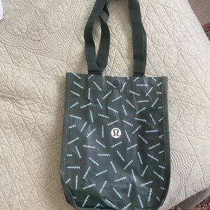 Lululemon Green Tote Bag